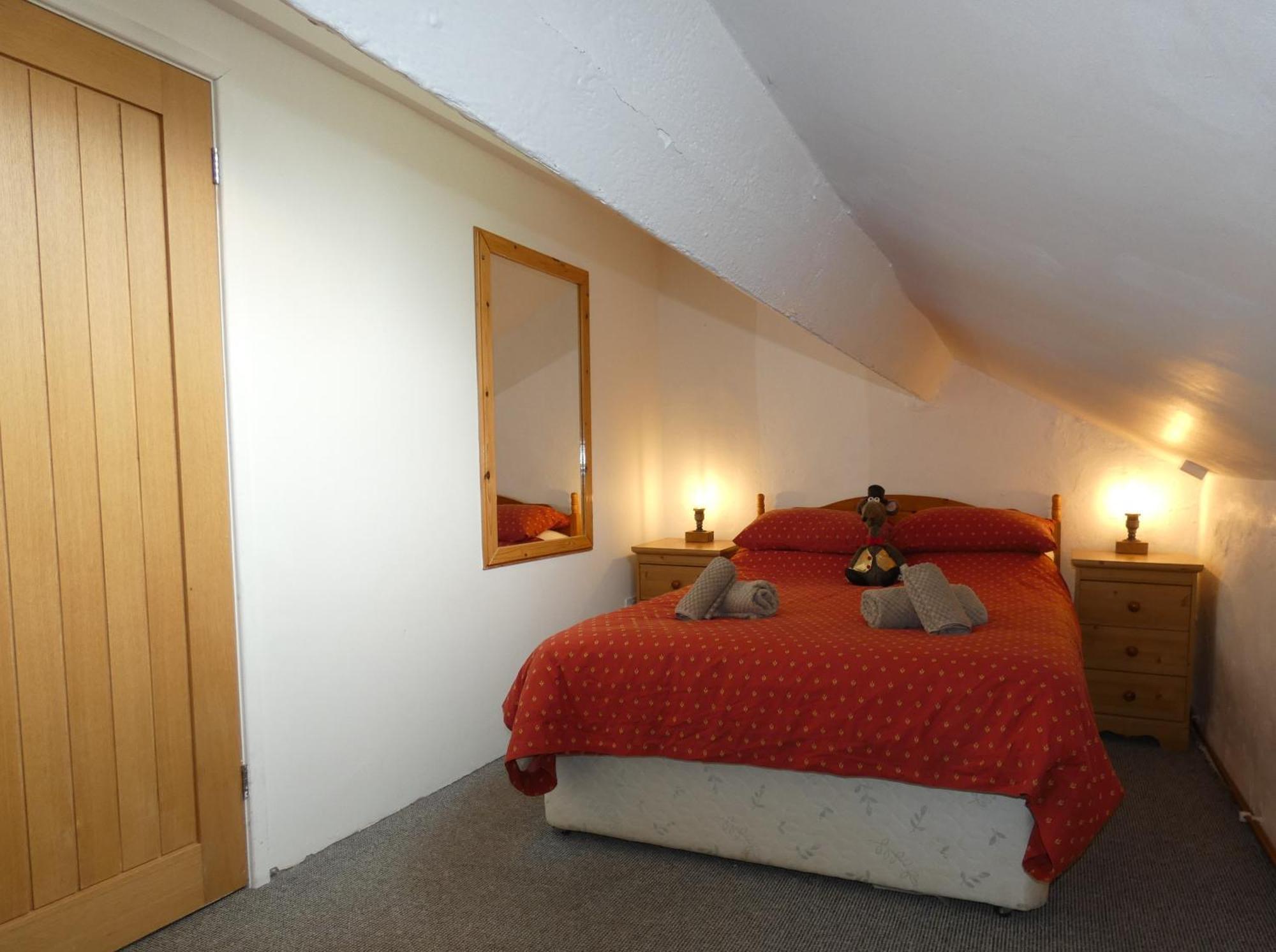 Abergwynant Farm Glamping & Apartments ドルゲラウ エクステリア 写真