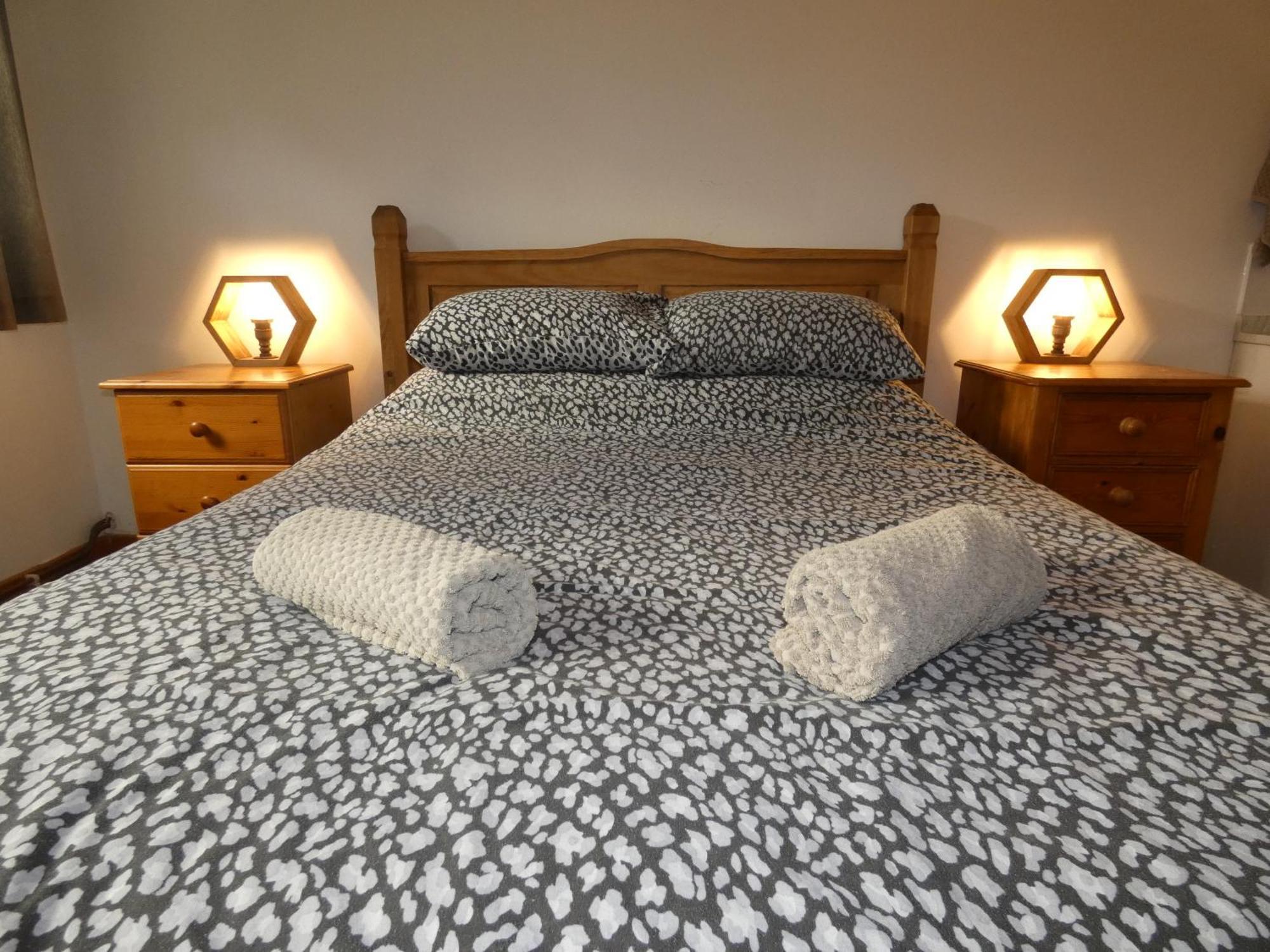 Abergwynant Farm Glamping & Apartments ドルゲラウ エクステリア 写真