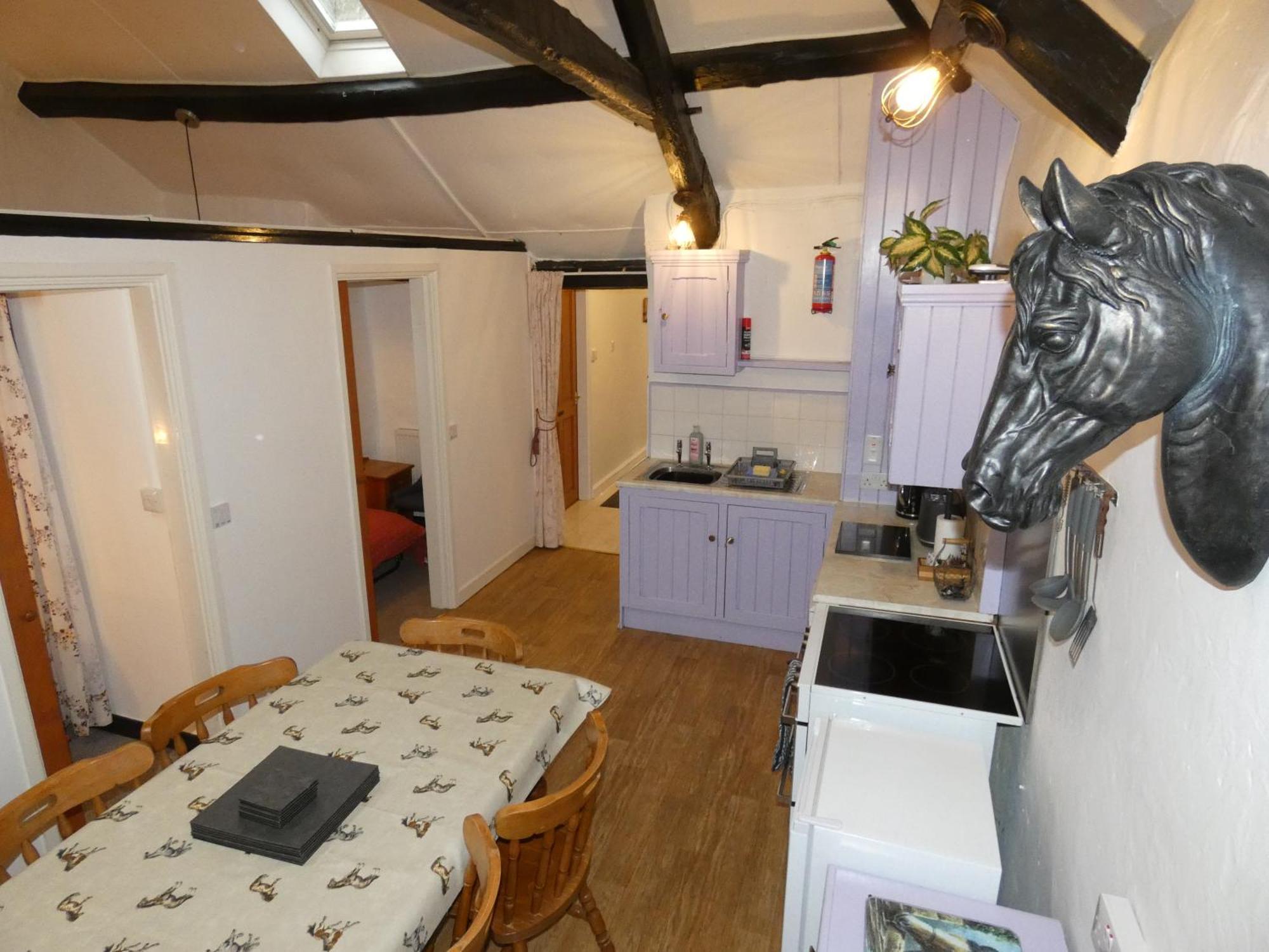 Abergwynant Farm Glamping & Apartments ドルゲラウ 部屋 写真