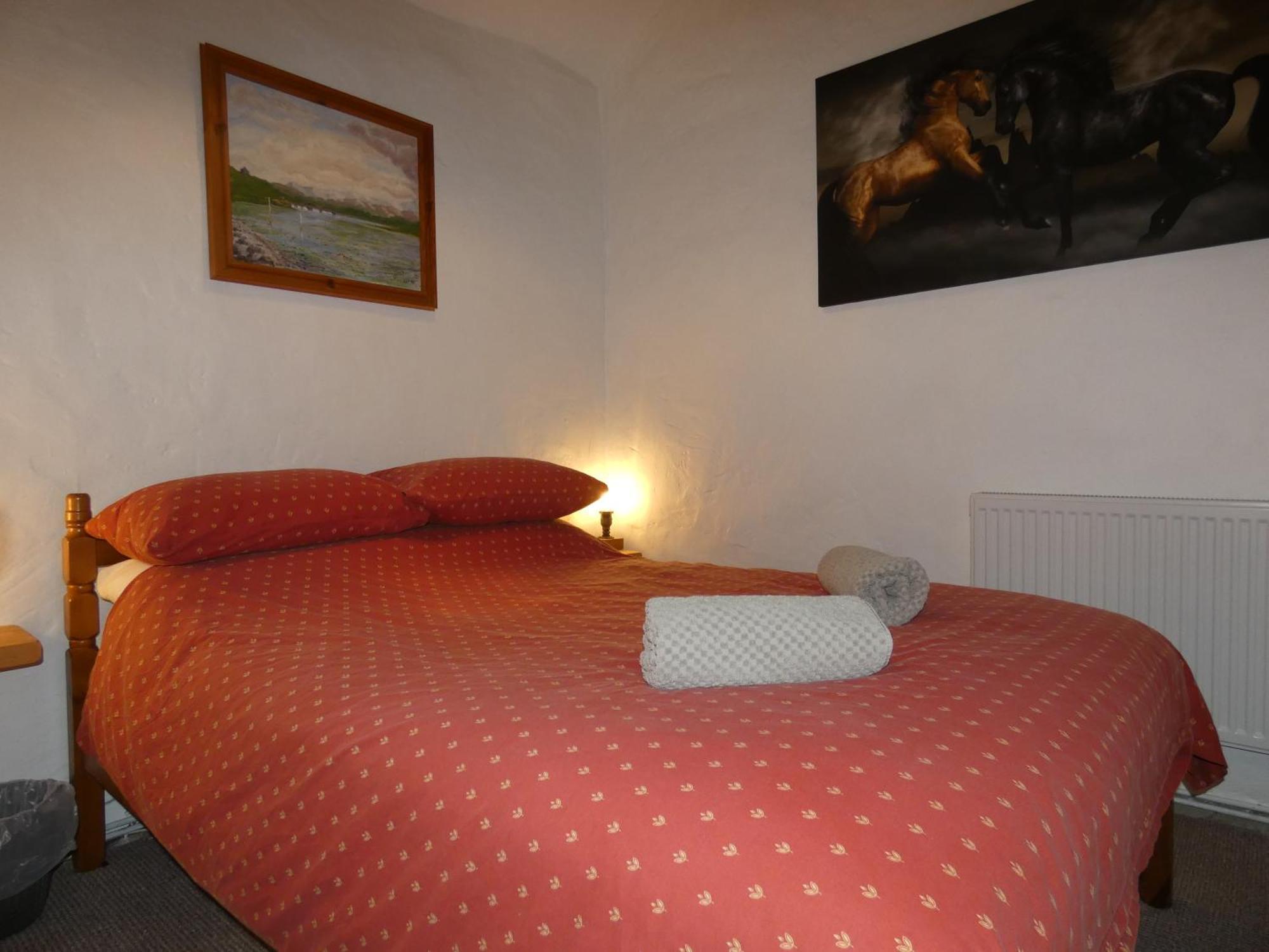 Abergwynant Farm Glamping & Apartments ドルゲラウ エクステリア 写真